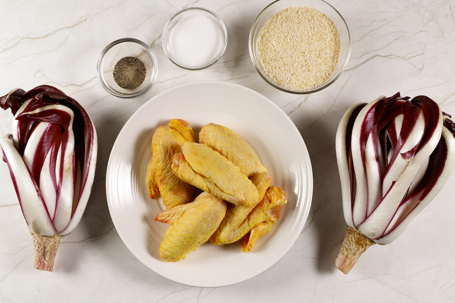 ali di pollo e radicchio
