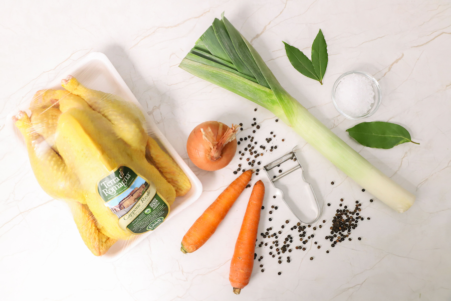 cappone bollito ingredienti
